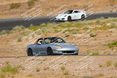 media/Jun-01-2025-CalClub SCCA (Sun) [[eae223c5dd]]/Group 1/Track Event 5/